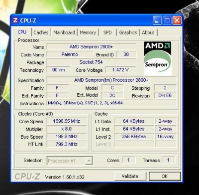 cpu-z.JPG (50.71 KiB) Zobrazeno 570 x tak ked to cpu-z zapnem, vyhodí mi to toto ...