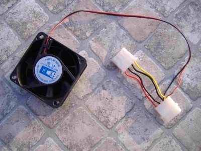 Ventilátor  12V na 5V.jpg