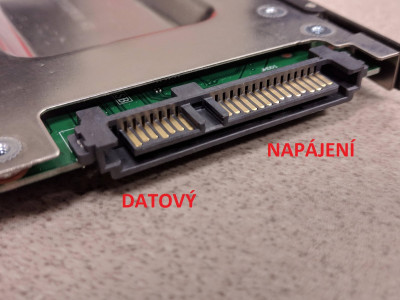 SataAnapDisk.jpg (302.28 KiB) Zobrazeno 1718 x konektory